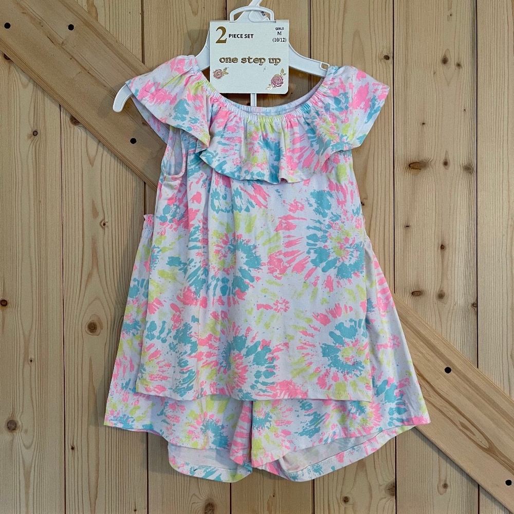 One Step Up 2 Piece Tie Dye  Top & Shorts NWT Size M 10-12